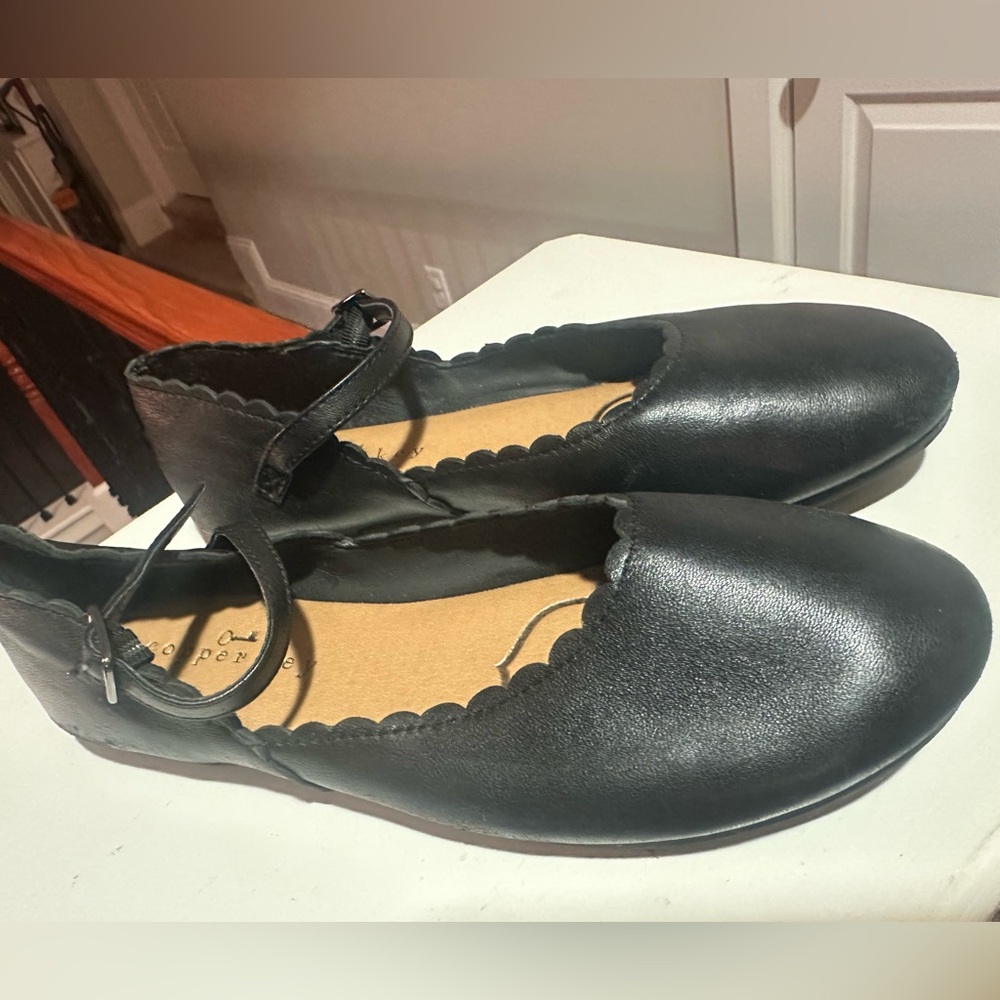 Copper key girls dress shoes - Size 3